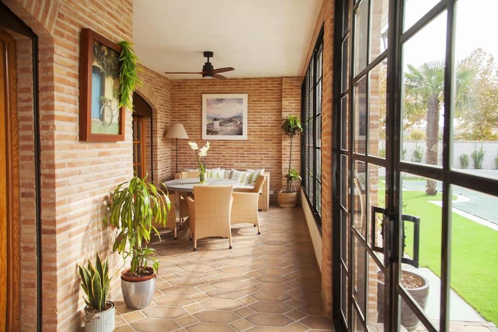 La Casa De Enfrente Villa Herencia ภายนอก รูปภาพ
