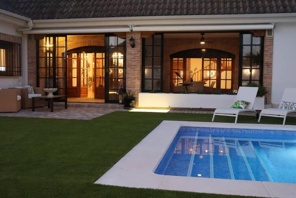 La Casa De Enfrente Villa Herencia ภายนอก รูปภาพ